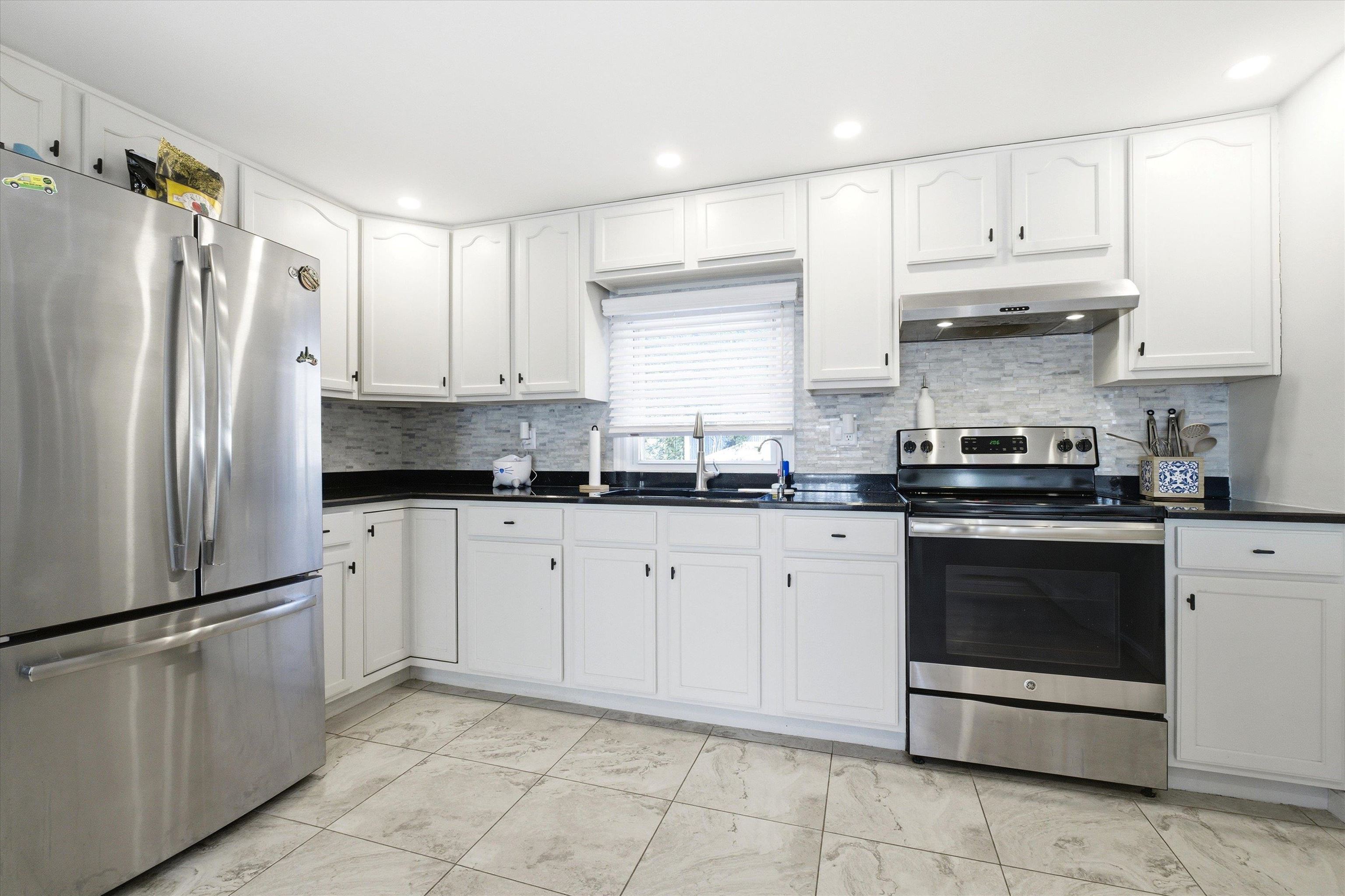 109 Bypass 28 Derry, NH 03038 - Photo 10 of 32