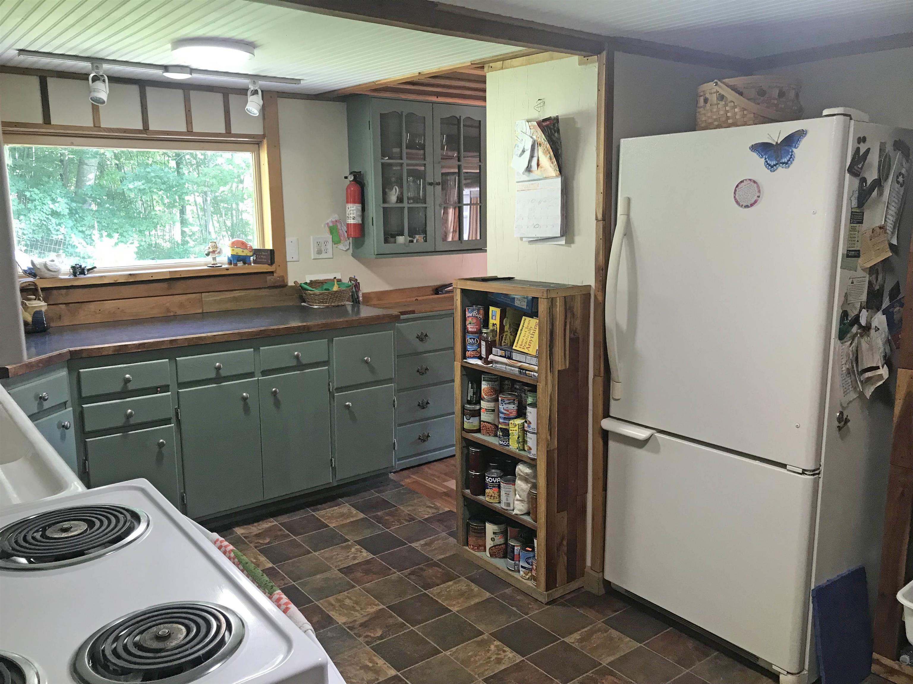 4 Park Street Rockingham, VT 05101 - Photo 5 of 25 Gallery Image 5