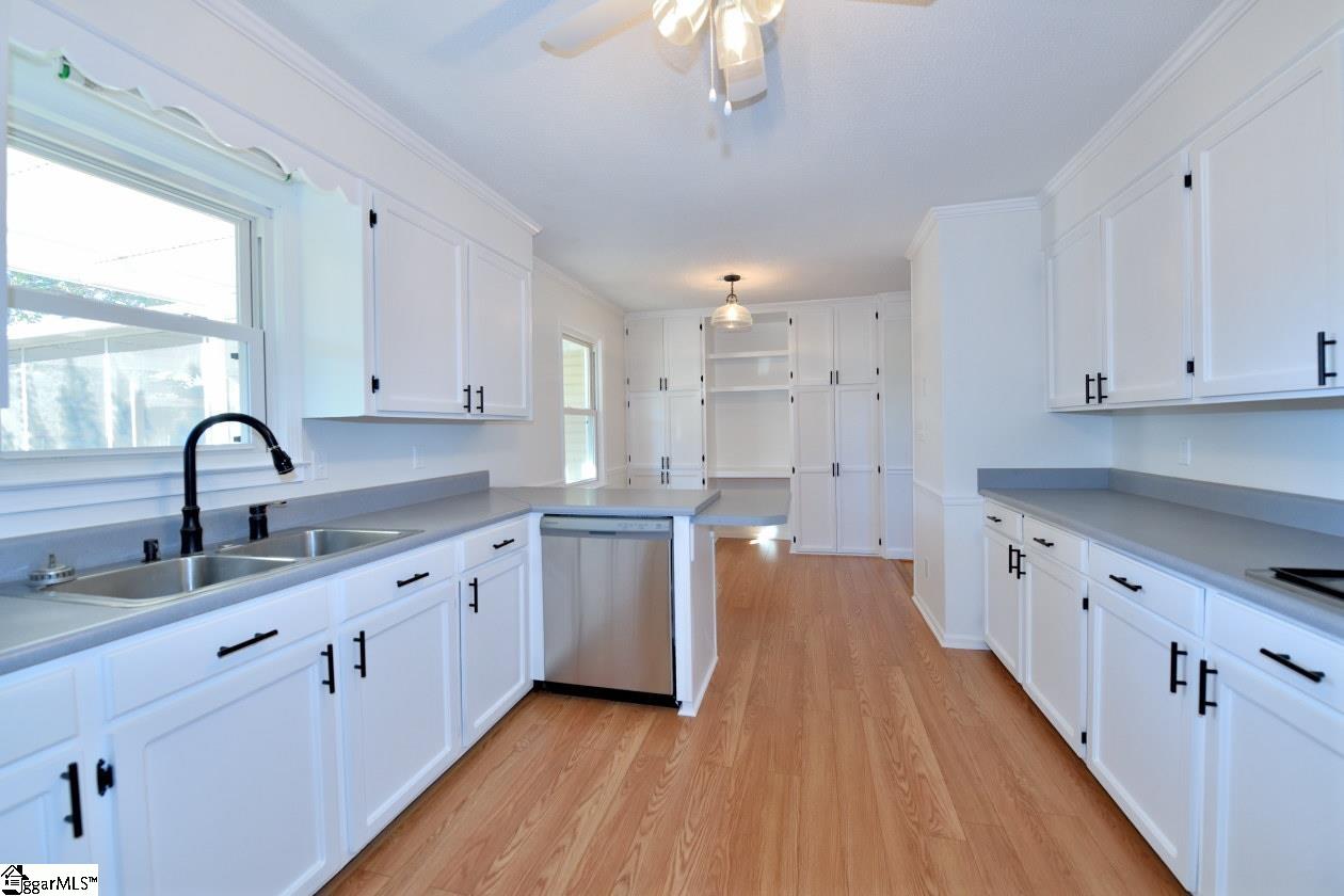 1136 Zion School Road Easley, SC 29642 - Photo 17 of 32 Gallery Image 17