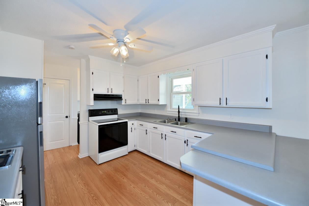 1136 Zion School Road Easley, SC 29642 - Photo 19 of 32 Gallery Image 19