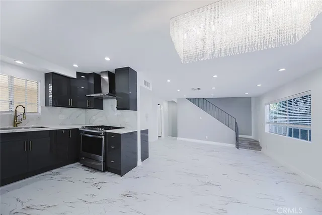 $615,000 | 10274 Tujunga Canyon Boulevard, Unit 4, Tujunga, CA 91042