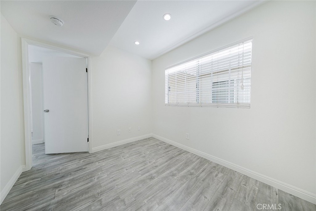 10274 Tujunga Canyon Boulevard, Unit 4 Tujunga, CA 91042 - Photo 13 of 34