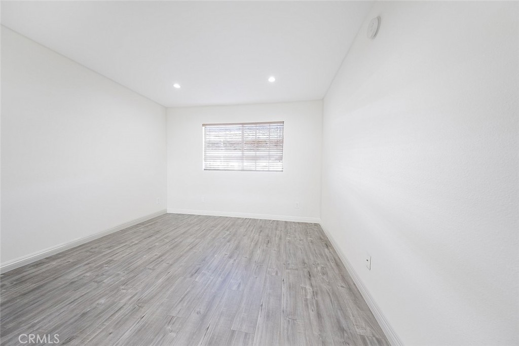 10274 Tujunga Canyon Boulevard, Unit 4 Tujunga, CA 91042 - Photo 14 of 34