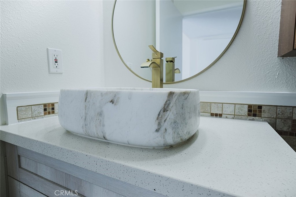 10274 Tujunga Canyon Boulevard, Unit 4 Tujunga, CA 91042 - Photo 20 of 34