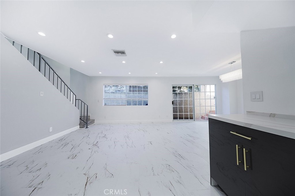 10274 Tujunga Canyon Boulevard, Unit 4 Tujunga, CA 91042 - Photo 3 of 34