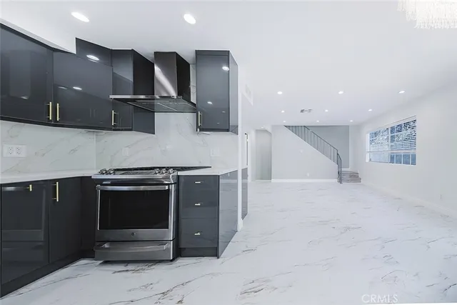 $615,000 | 10274 Tujunga Canyon Boulevard, Unit 4, Tujunga, CA 91042