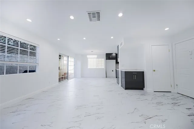 $615,000 | 10274 Tujunga Canyon Boulevard, Unit 4, Tujunga, CA 91042