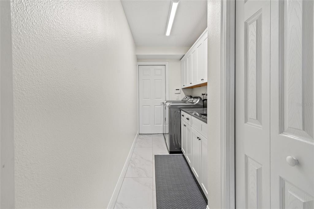 6315 Marbella Boulevard Apollo Beach, FL 33572 - Photo 21 of 83