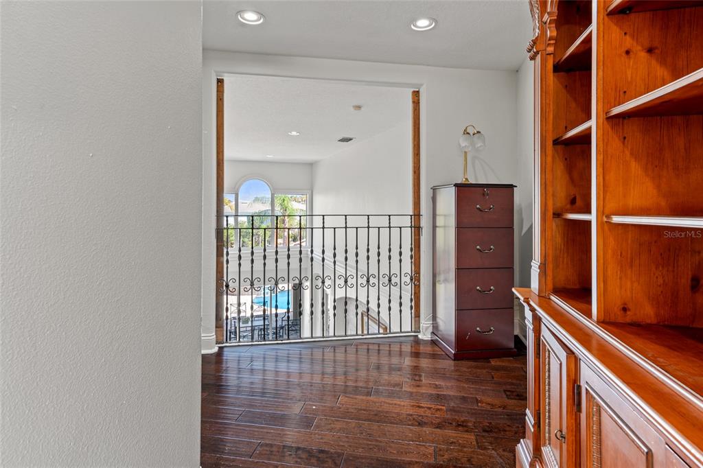 6315 Marbella Boulevard Apollo Beach, FL 33572 - Photo 33 of 83