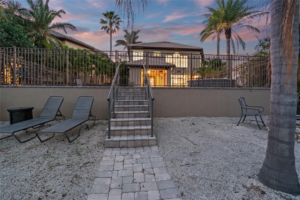 6315 Marbella Boulevard Apollo Beach, FL 33572 - Photo 55 of 83 a view of hall way with furniture