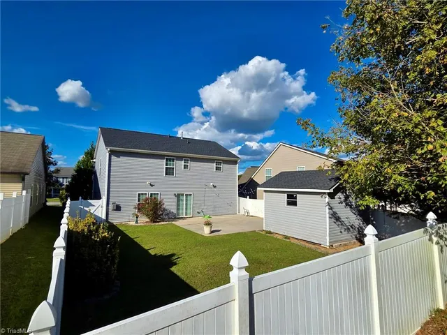 $399,500 | 5726 Misty Meadows Court, Clemmons, NC 27012