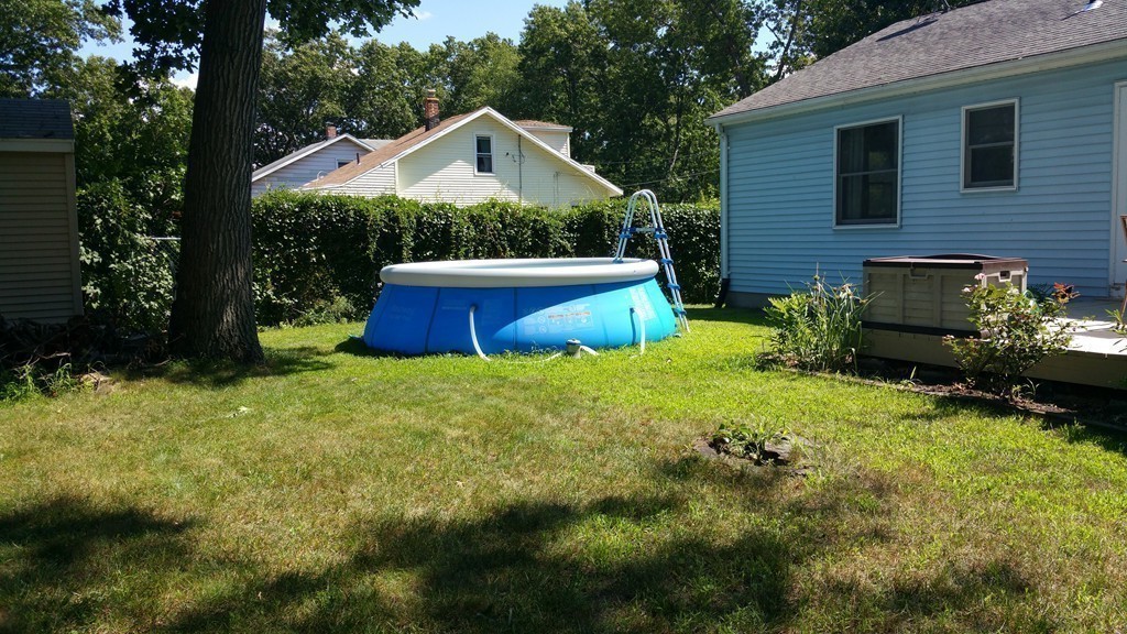 81 Geneva Street Springfield, MA 01151 - Photo 20 of 21 Gallery Image 20