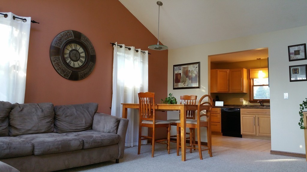 81 Geneva Street Springfield, MA 01151 - Photo 3 of 21 Gallery Image 3