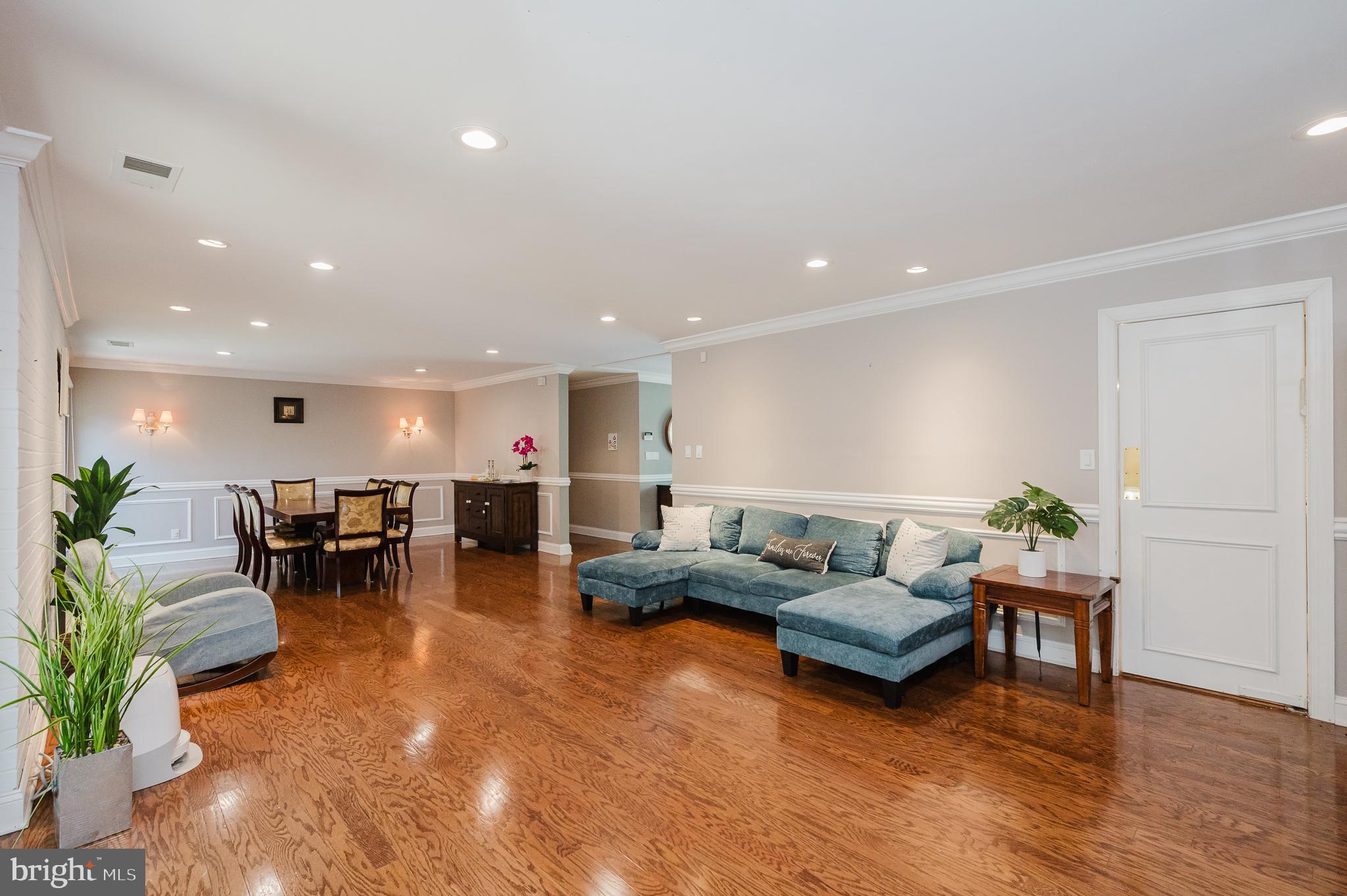 7906 Long Meadow Road Pikesville, MD 21208 - Photo 10 of 30