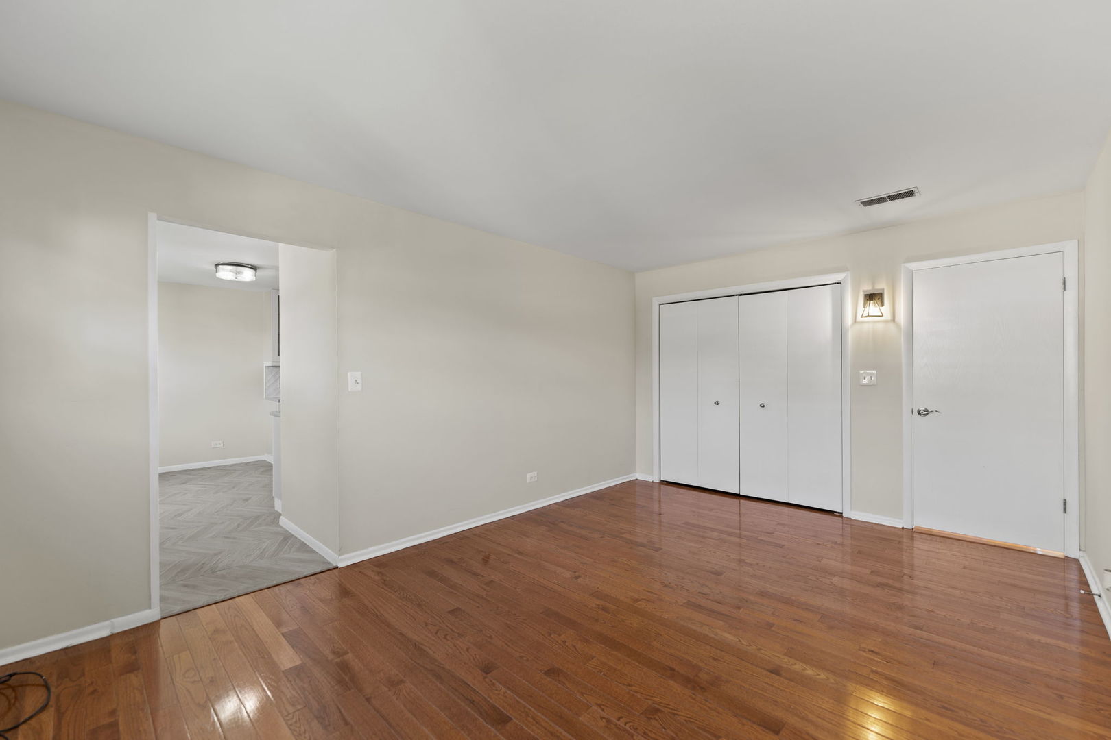 1000 East Callero Circle, Unit 2 Mount Prospect, IL 60056 - Photo 8 of 21