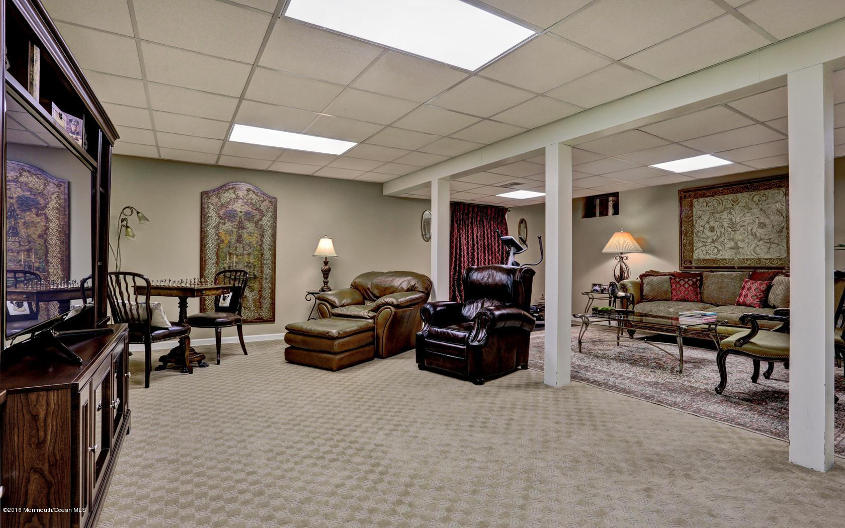 9 Laird Road Middletown, NJ 07748 - Photo 18 of 21 27-photo-web-1680x1050-252804