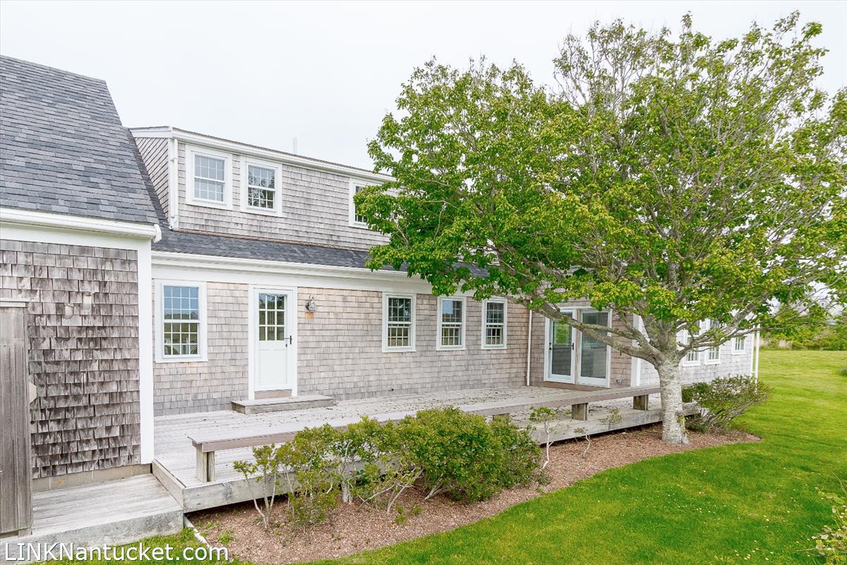 40 Squam Road Nantucket, MA 02554 - Photo 17 of 19 Gallery Image 17