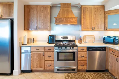 $1,200,000 | 15150 Irish Beach Drive, Manchester, CA 95459