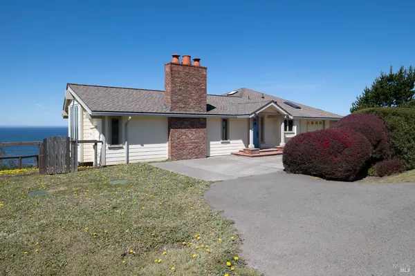 $1,200,000 | 15150 Irish Beach Drive, Manchester, CA 95459