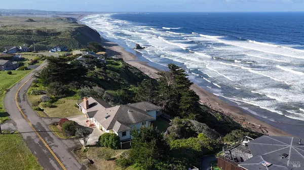 $1,200,000 | 15150 Irish Beach Drive, Manchester, CA 95459