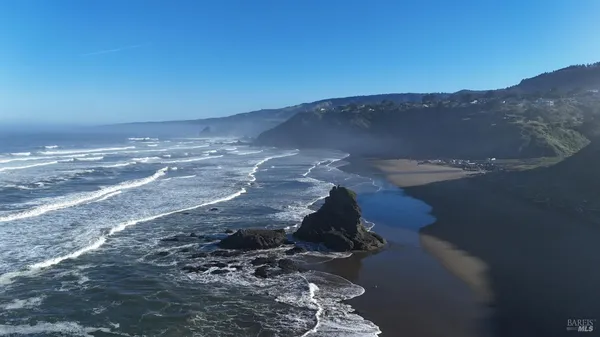 $1,200,000 | 15150 Irish Beach Drive, Manchester, CA 95459