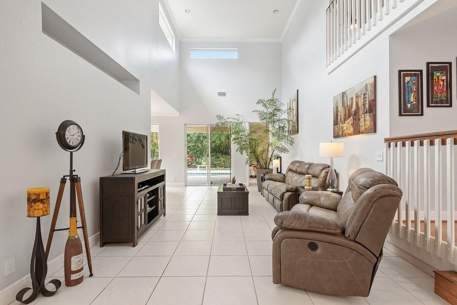 8311 Hampton Wood Drive Boca Raton, FL 33433 - Photo 2 of 22 Photo 2