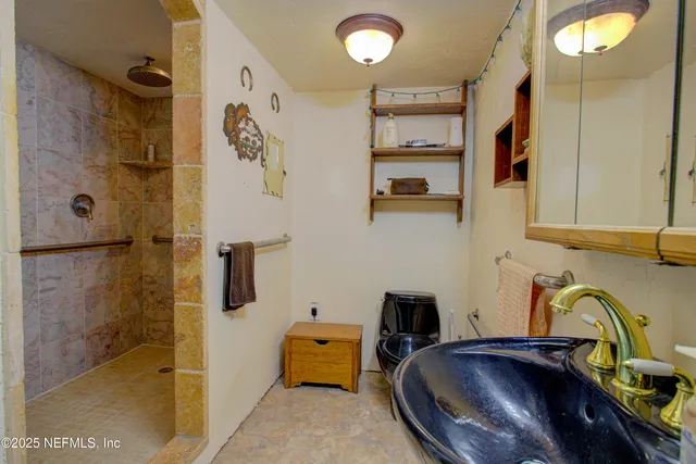 $750,000 | 5377 Southwest 40th Avenue, Jasper, FL 32052