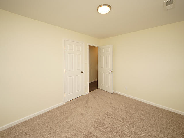 122 Englewood Road Goose Creek, SC 29445 - Photo 27 of 31 25