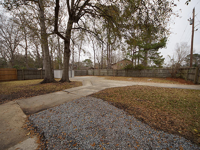 122 Englewood Road Goose Creek, SC 29445 - Photo 29 of 31 28