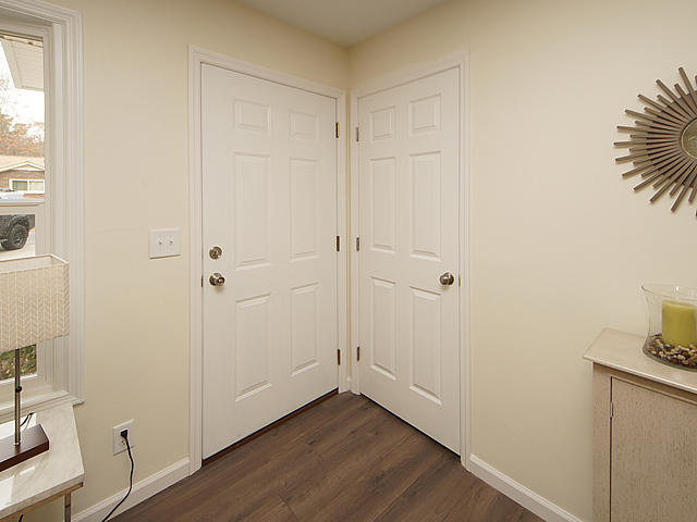 122 Englewood Road Goose Creek, SC 29445 - Photo 4 of 31 02