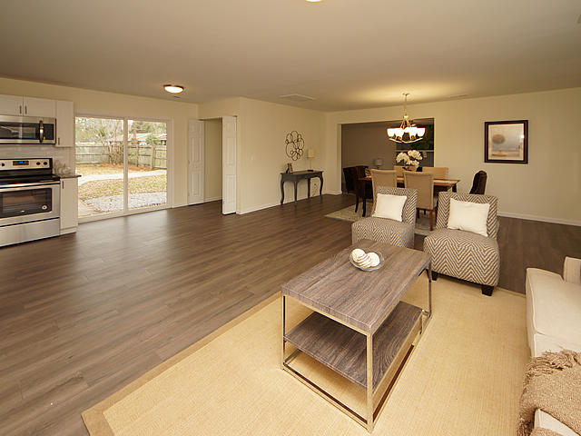 122 Englewood Road Goose Creek, SC 29445 - Photo 5 of 31 03