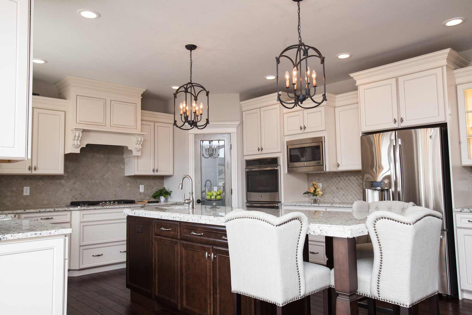 451 Prairie Ridge Lane North Aurora, IL 60542 - Photo 3 of 10 Gallery Image 3