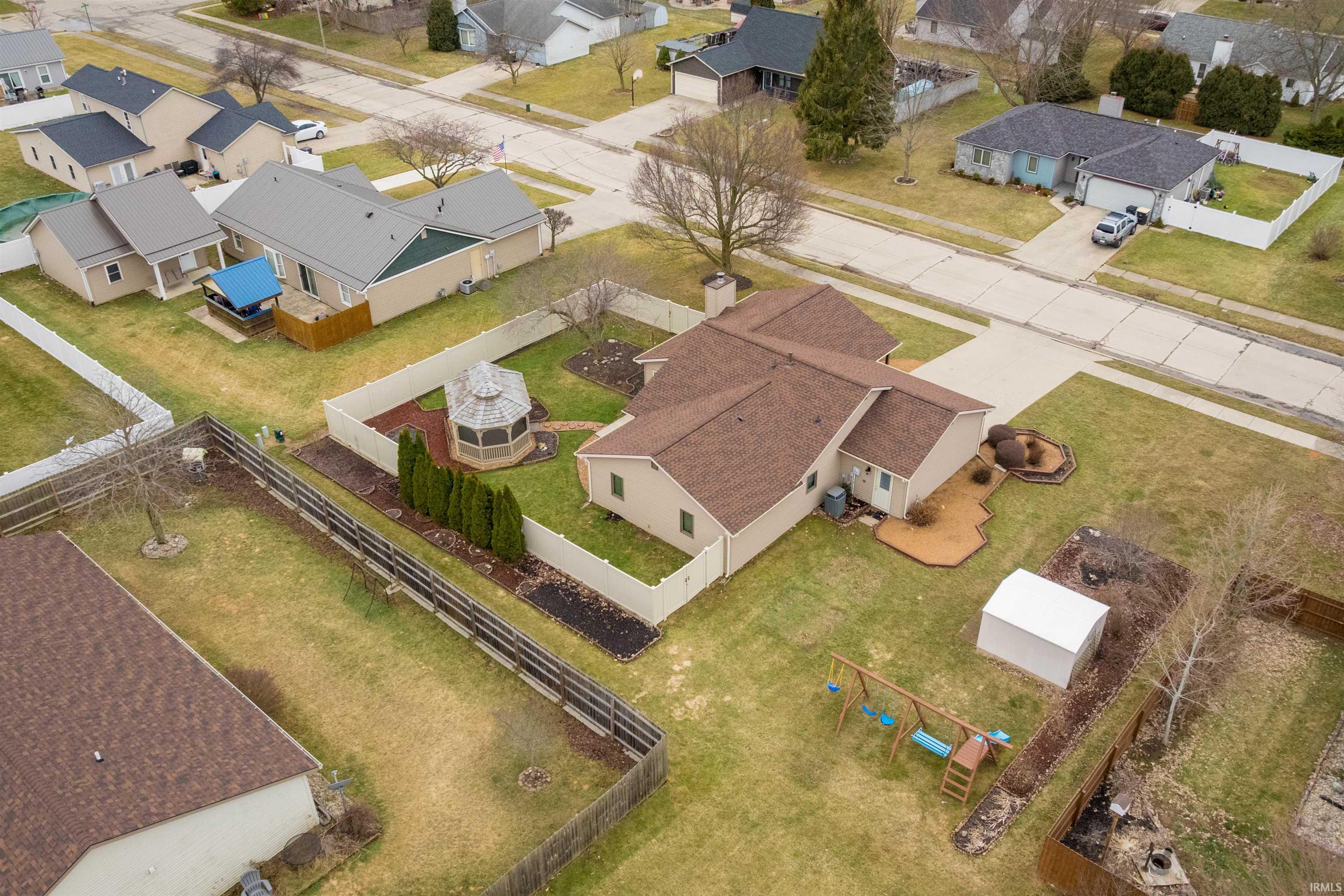 210 Knoll Ridge Boulevard Kendallville, IN 46755 - Photo 29 of 33