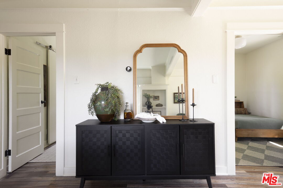 2010 Isabel Street Los Angeles, CA 90065 - Photo 11 of 34