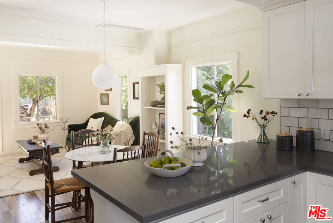 2010 Isabel Street Los Angeles, CA 90065 - Photo 7 of 34