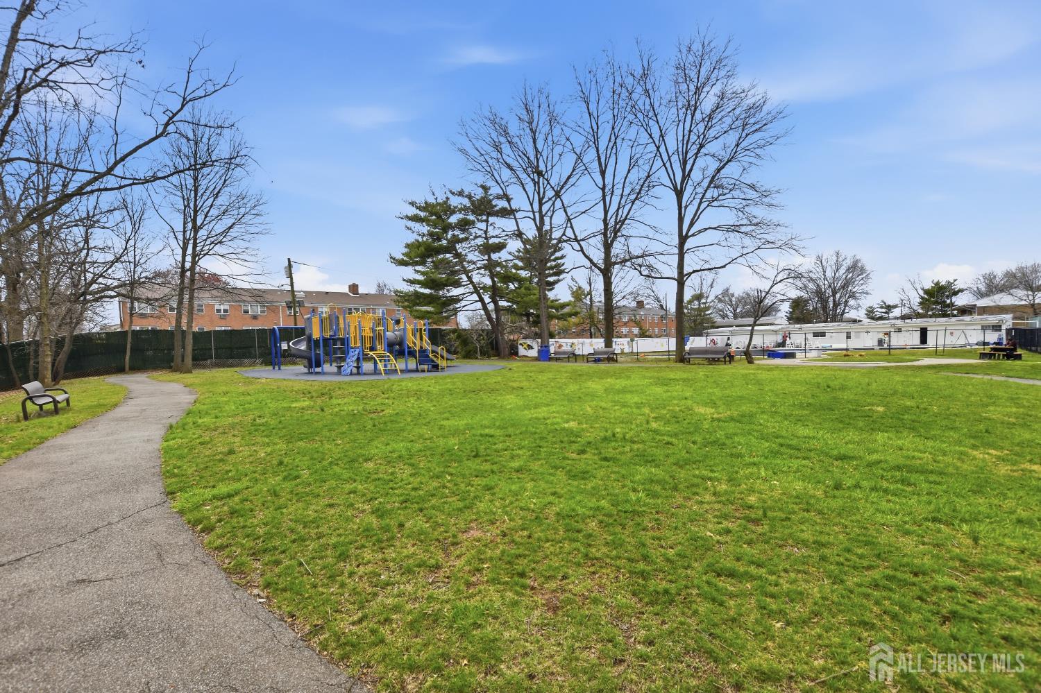 160 Evergreen Road, Unit 14A Edison, NJ 08837 - Photo 4 of 15