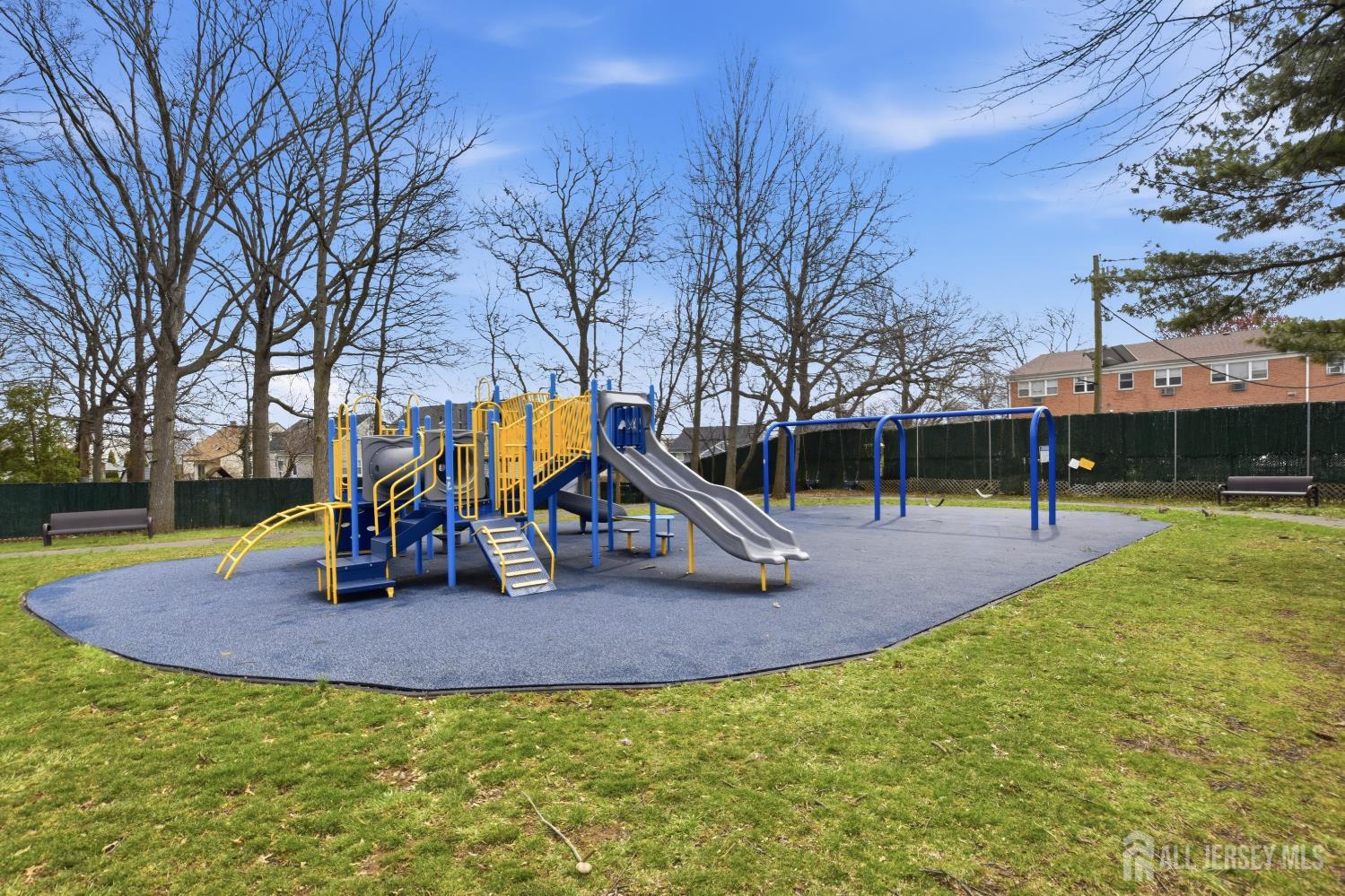 160 Evergreen Road, Unit 14A Edison, NJ 08837 - Photo 5 of 15 a view of outdoor space with playground and green space