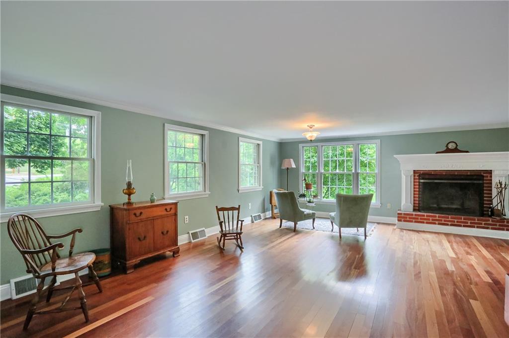 245 Hutchman Road Mars, PA 16046 - Photo 7 of 50