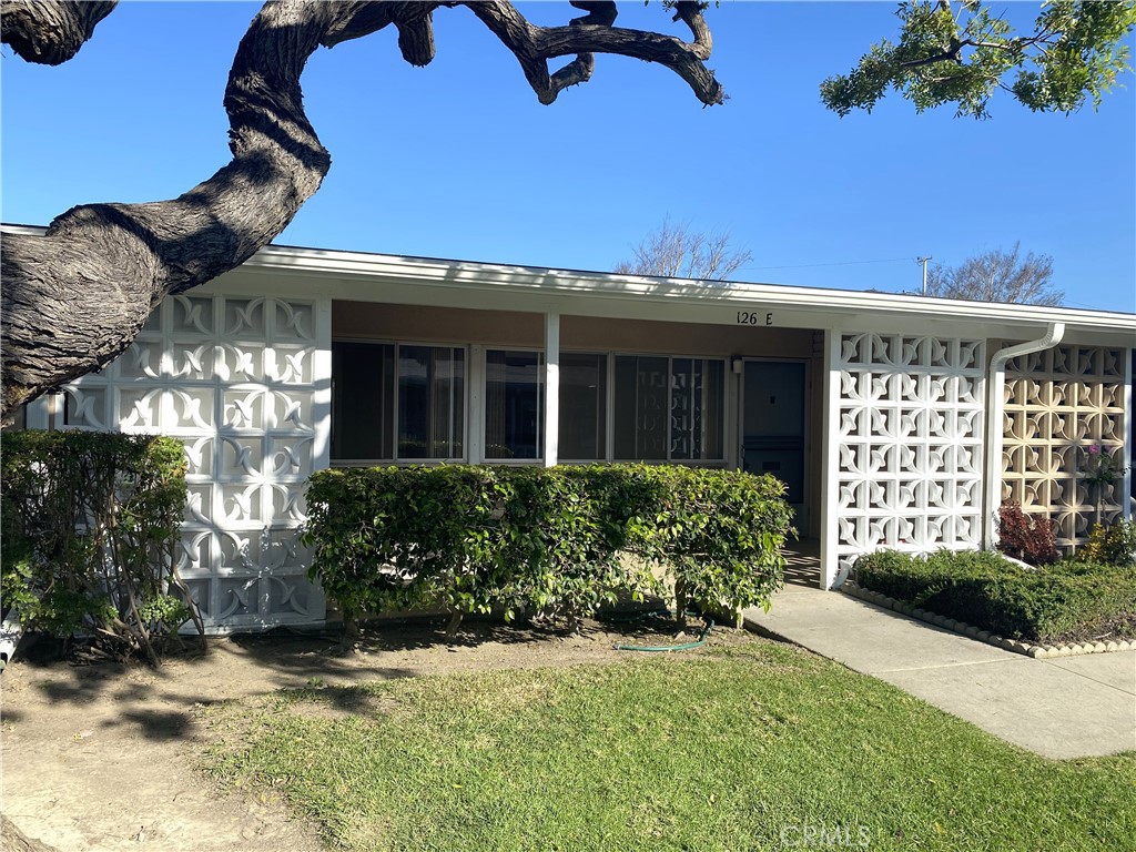 1520 Pelham Road Seal Beach, CA 90740 - Photo 1 of 12