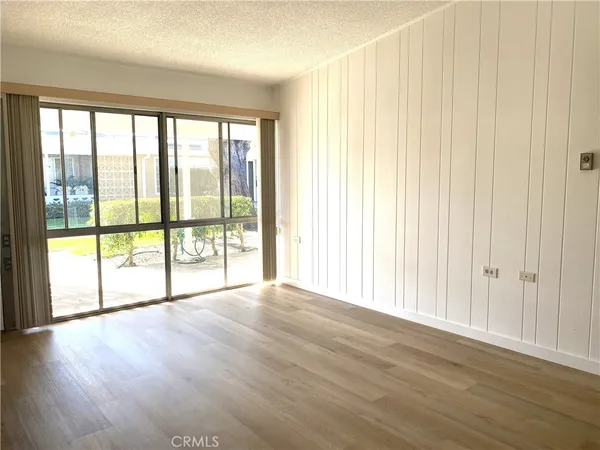 $255,000 | 1520 Pelham Road, Seal Beach, CA 90740