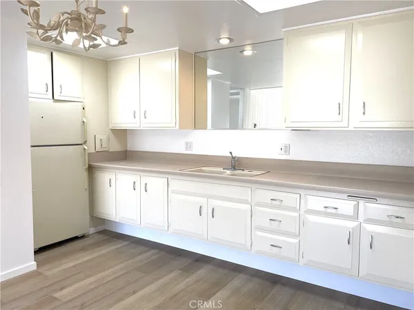 $255,000 | 1520 Pelham Road, Seal Beach, CA 90740