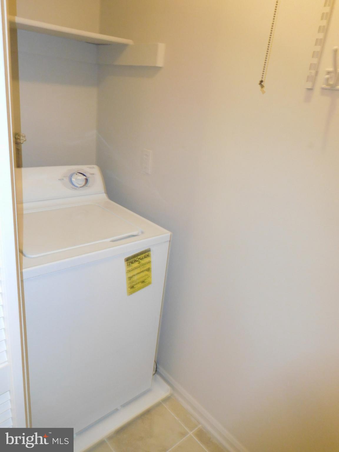 8541 Barrington Court, Unit 917 Springfield, VA 22152 - Photo 23 of 26 Interior (General)