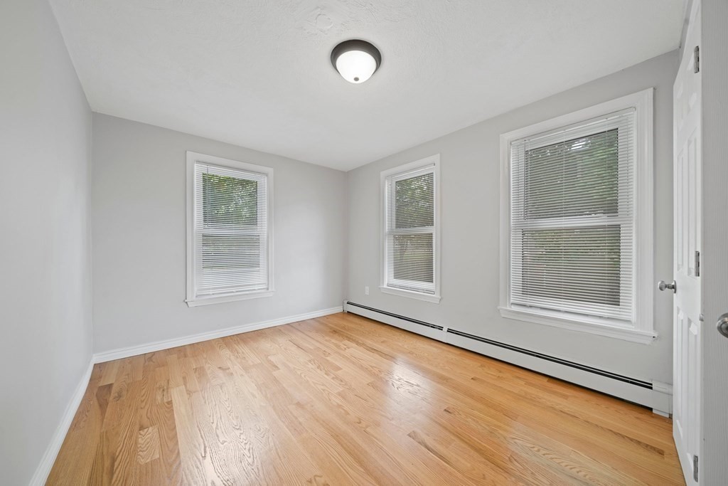 4 Mckinley Road Worcester, MA 01605 - Photo 15 of 42 Gallery Image 15