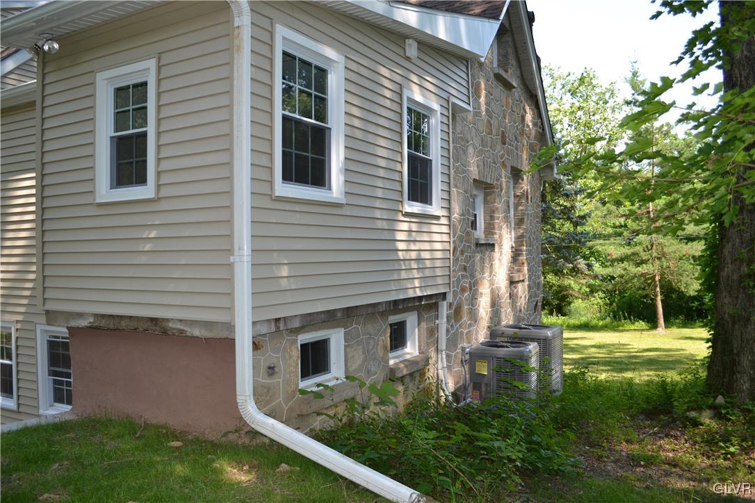 5069 Vera Cruz Road Center Valley, PA 18034 - Photo 5 of 42 Gallery Image 5