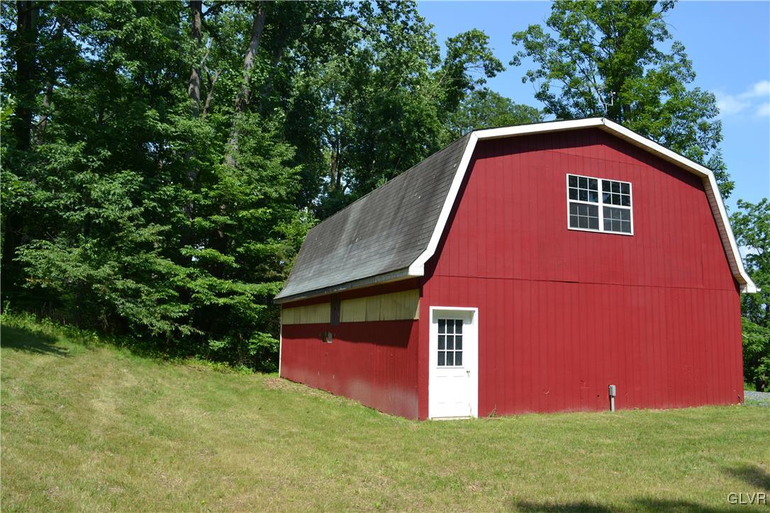 5069 Vera Cruz Road Center Valley, PA 18034 - Photo 7 of 42 Gallery Image 7