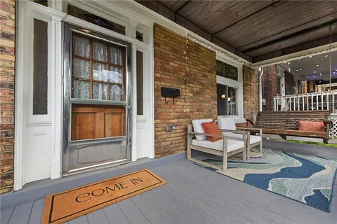 $300,000 | 2003 Delaware Avenue, Pittsburgh, PA 15218