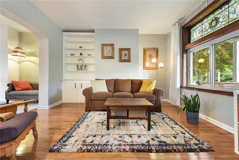 $300,000 | 2003 Delaware Avenue, Pittsburgh, PA 15218