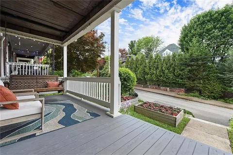 $300,000 | 2003 Delaware Avenue, Pittsburgh, PA 15218