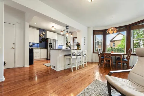 $300,000 | 2003 Delaware Avenue, Pittsburgh, PA 15218