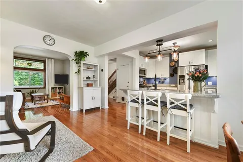 $300,000 | 2003 Delaware Avenue, Pittsburgh, PA 15218
